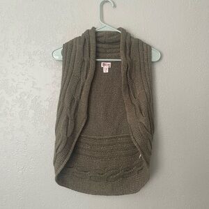 Mossimo supply co green vest
